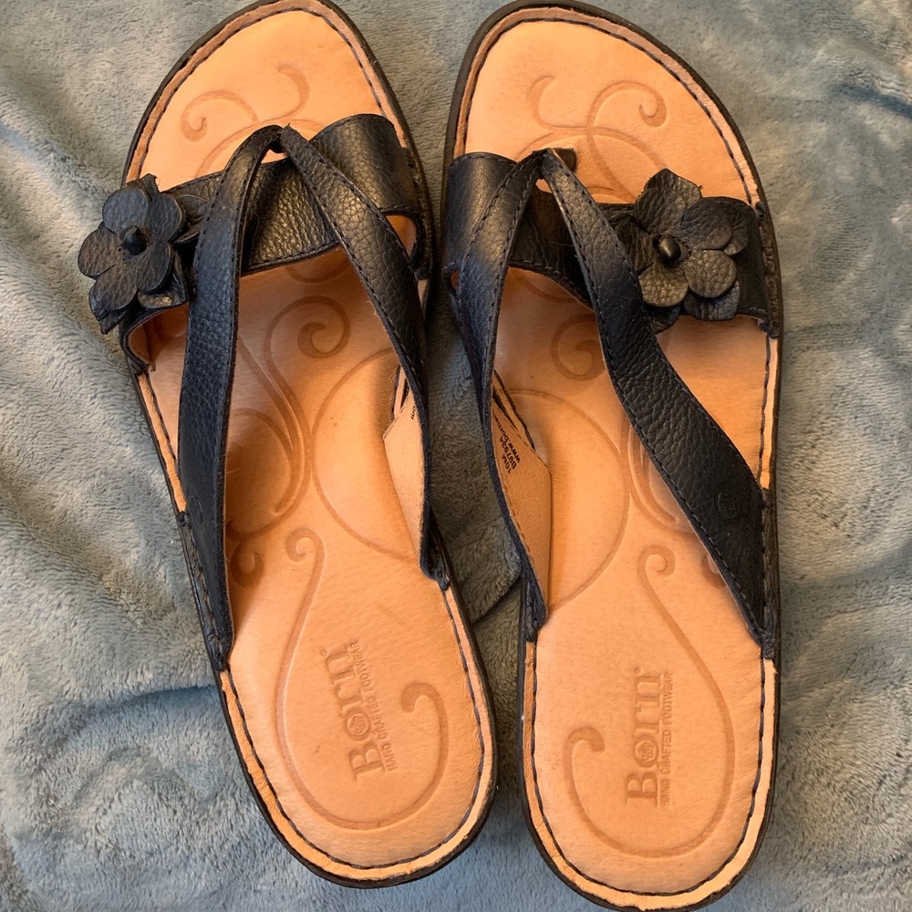 Born flip flops.
